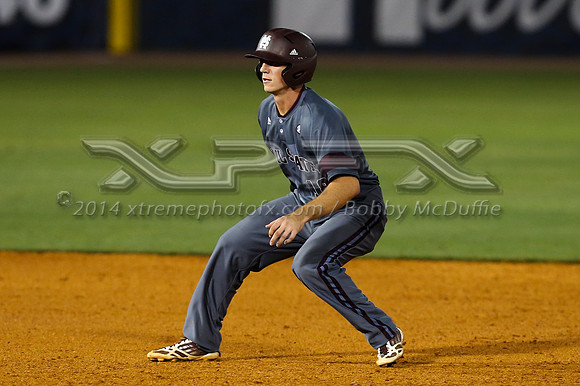 DU9Q4536