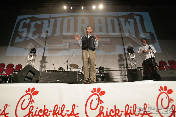 seniorbowl_fca_rally_2013-11
