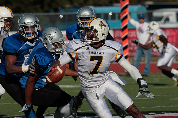McDuffie_MS Bowl_2012-66
