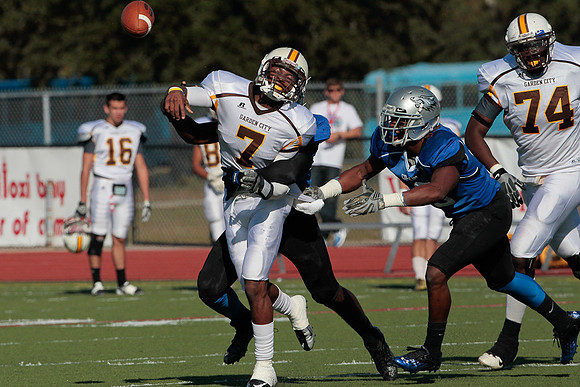 McDuffie_MS Bowl_2012-31