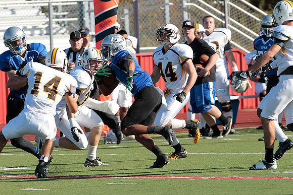 McDuffie_MS Bowl_2012-35