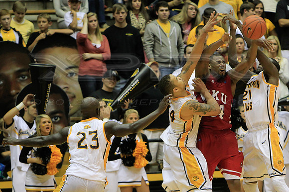 CGR121110_USM_V_WKU-47
