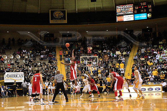 CGR121110_USM_V_WKU-71