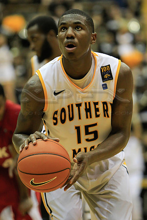CGR121110_USM_V_WKU-86