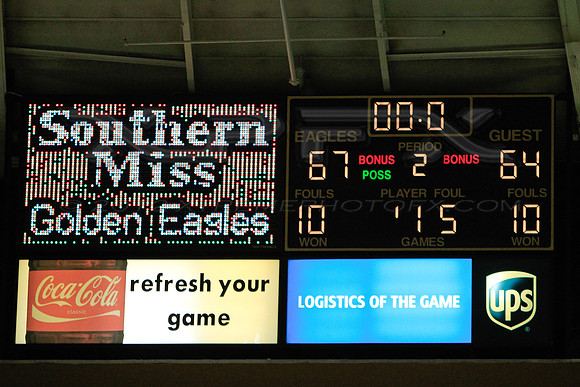 CGR121110_USM_V_WKU-94