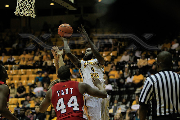 CGR121110_USM_V_WKU-54