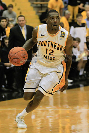CGR121110_USM_V_WKU-22