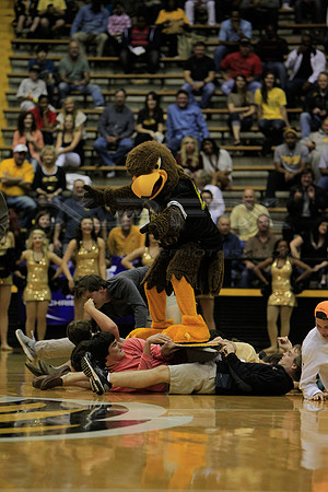 CGR121110_USM_V_WKU-32