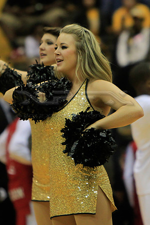 CGR121110_USM_V_WKU-59