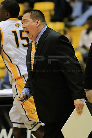 CGR121110_USM_V_WKU-49