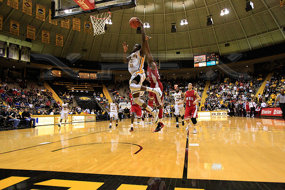 CGR121110_USM_V_WKU-76