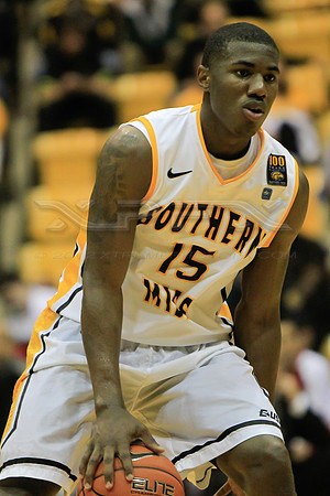 CGR121110_USM_V_WKU-63