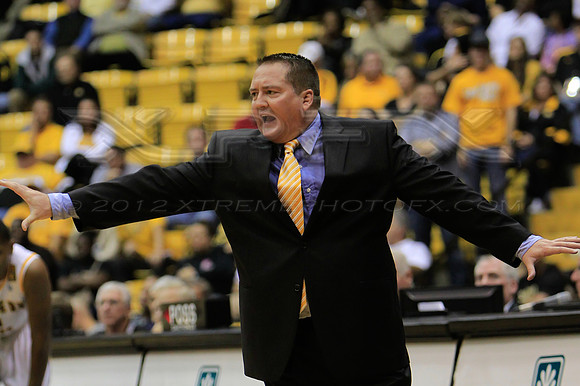 CGR121110_USM_V_WKU-81