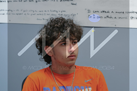 MI5_7176