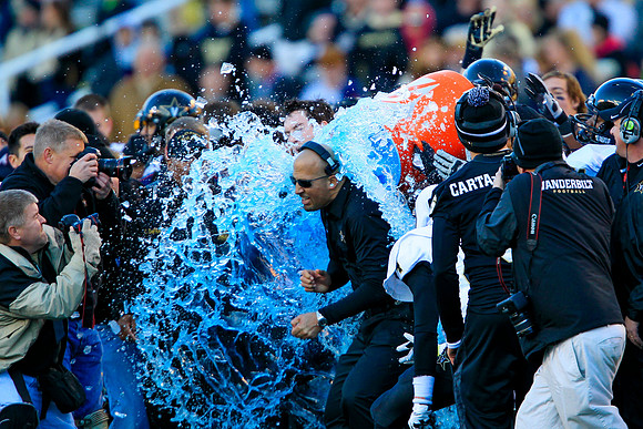 CGR1312301227_BBVA Compass Bowl_2014