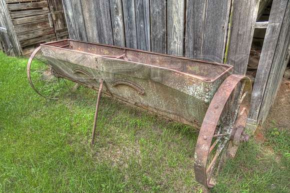 Fertilize Spreader
